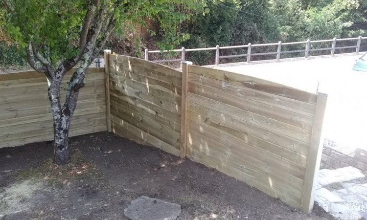 Installation de clôture de jardin, ARBRE & JARDIN ENVIRONNEMENT à Beychac-et-Caillau